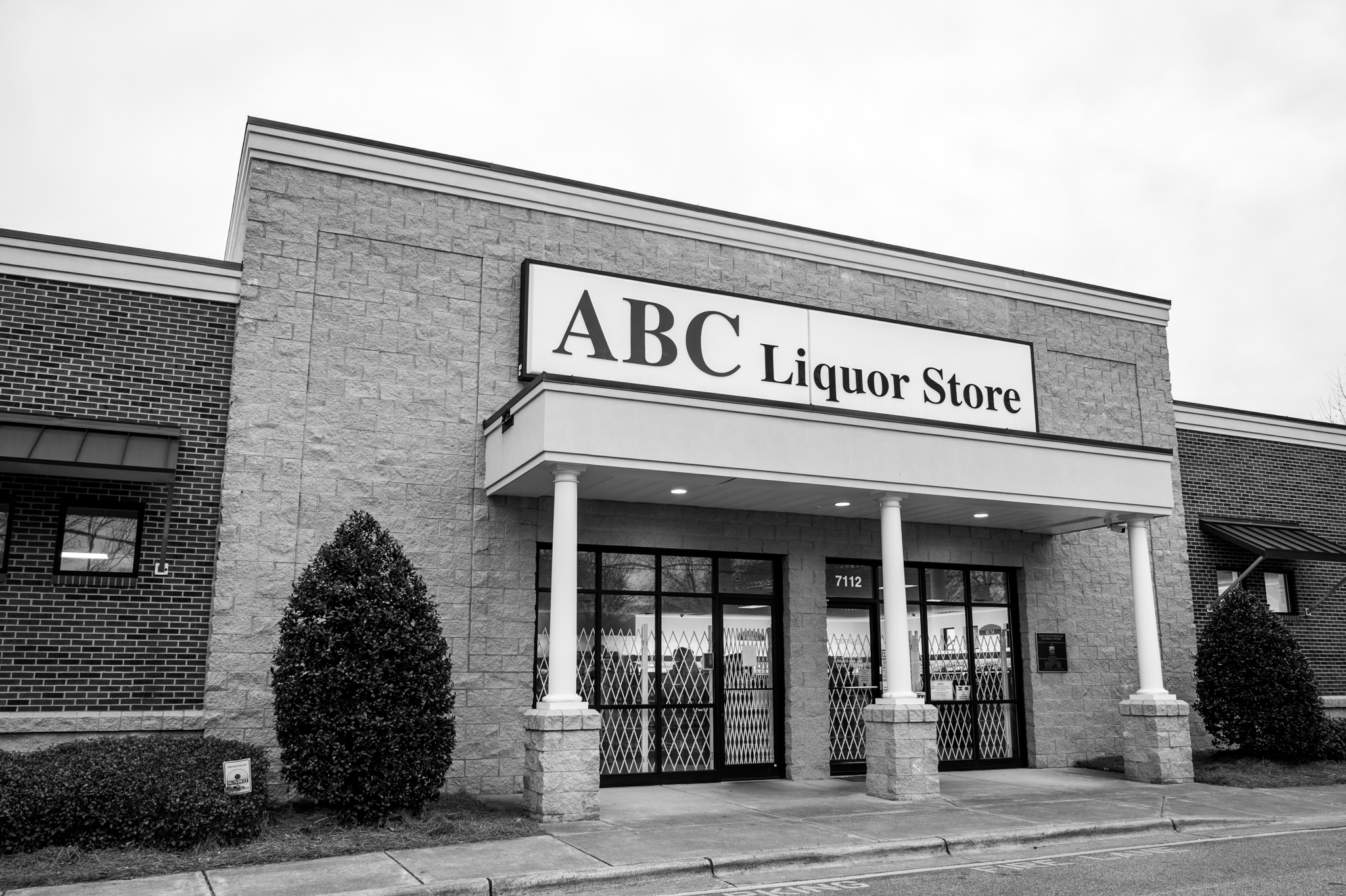 Image of ABC store by Maya Reagan for Carolina Journal. Joshua D. Glawson. End North Carolina ABC System.